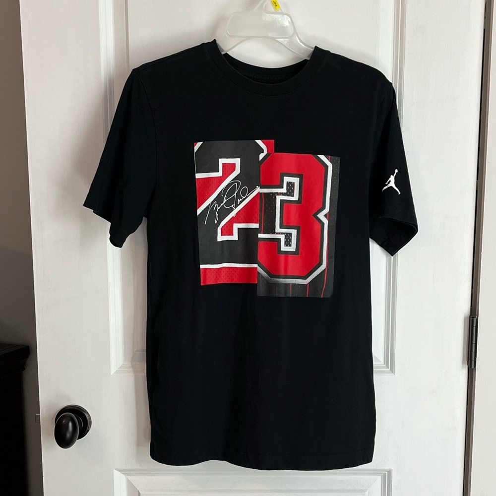 Jordan Men’s Sz Small Tee